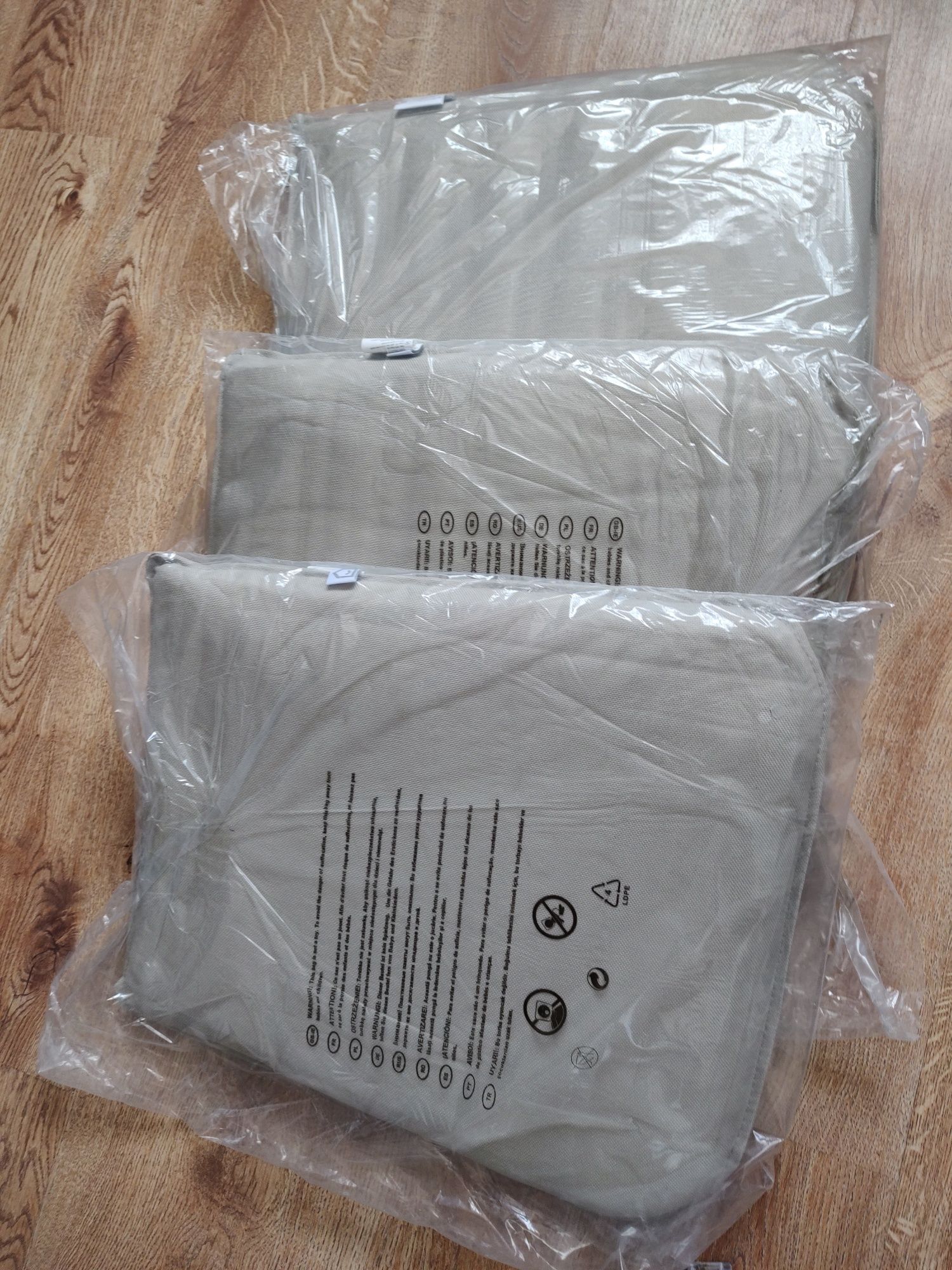 7 nowe poduszki na krzesła Castorama good home szare rzepy