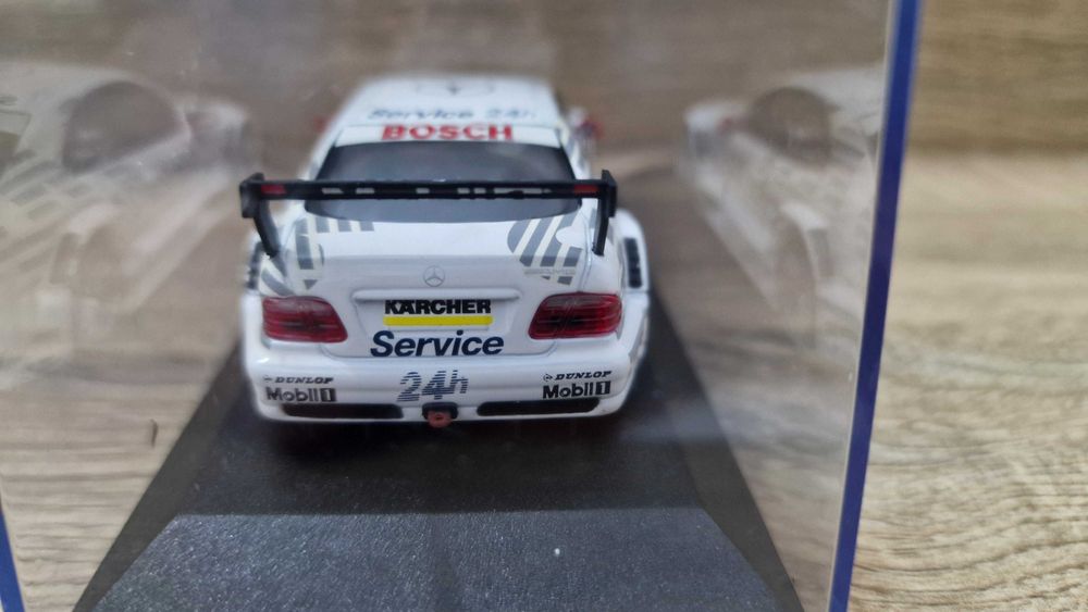 Miniatura Mercedes CLK DTM 2000 1:43