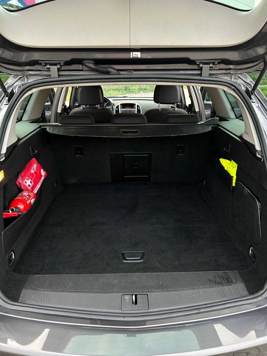 Opel Astra 1.4 Turbo 140 KM Sports Tourer Kombi