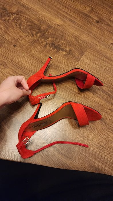 Святкові босоніжки 42р