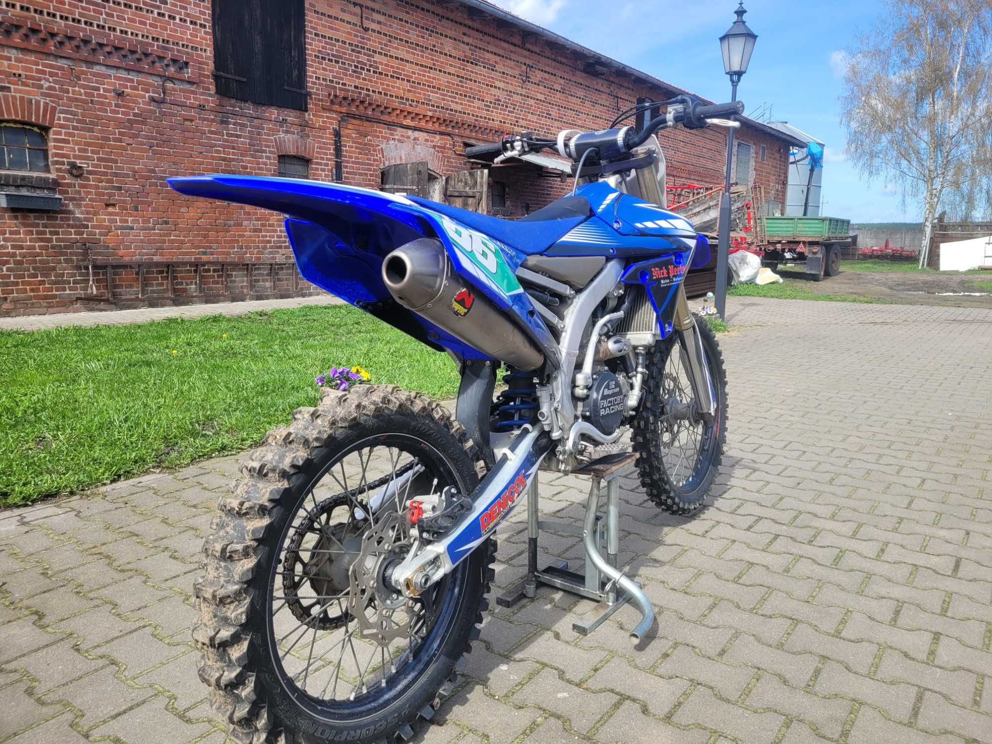 Motocykl crossowy cross Yamaha YZ450F 2017 YZF 450 16 motogodzin