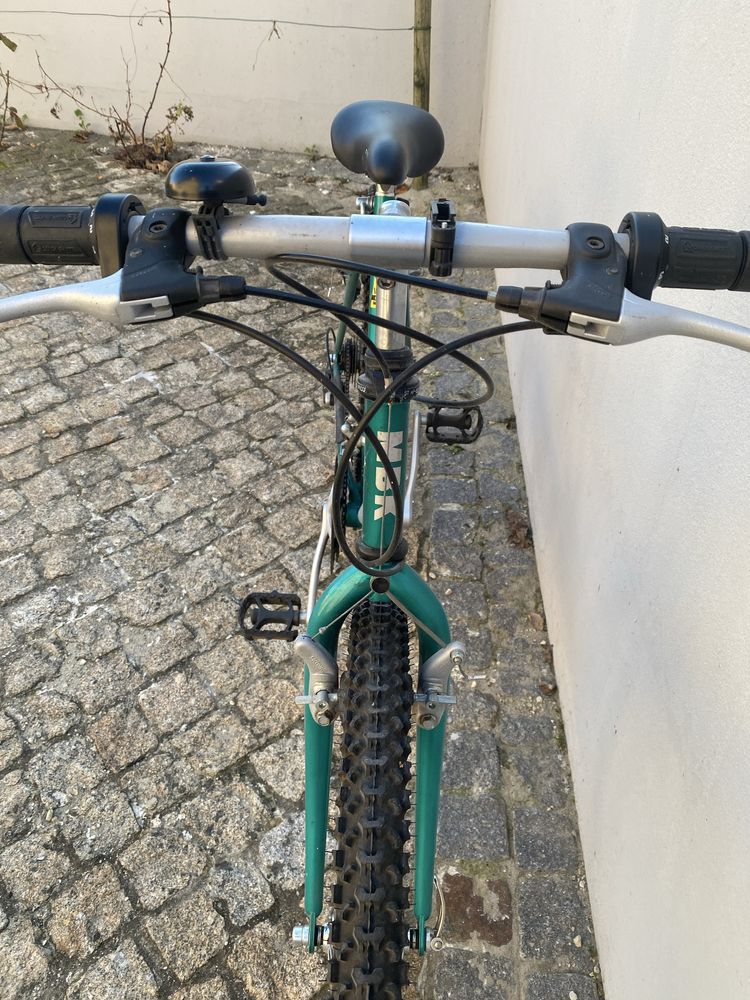 Bicicleta MBK***
