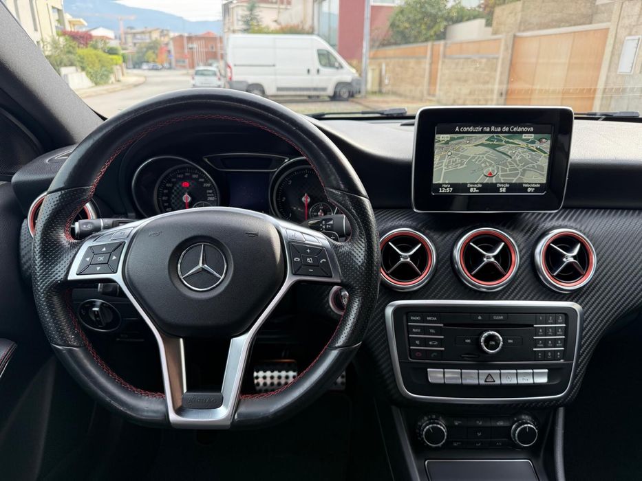 Mercedes A180 AMG  Facelift (automatico como novo)