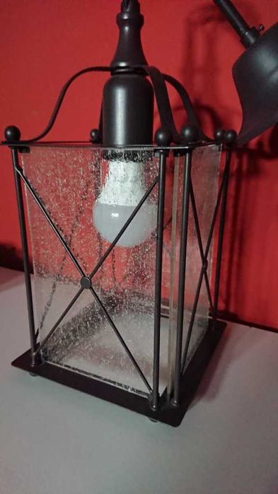 Candeeiro rústico, em metal (castanho)