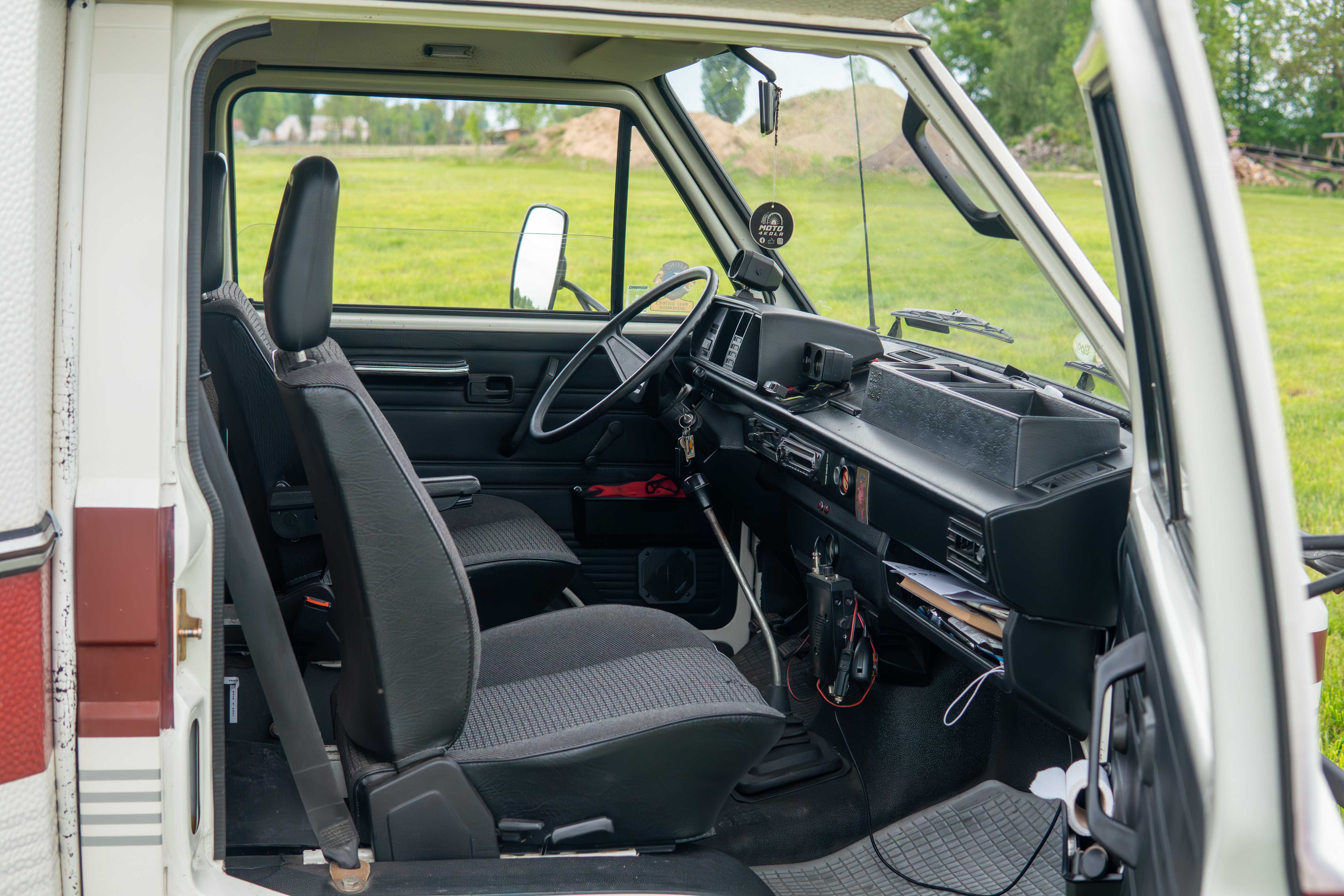 VW T3 Matkaaja 2.1 DJ Kamper