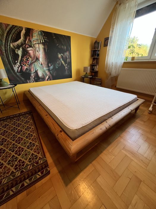 Łóżko 160x200 z materacem