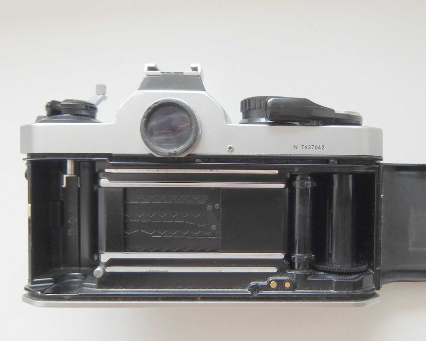 Фото камера Nikon FM2