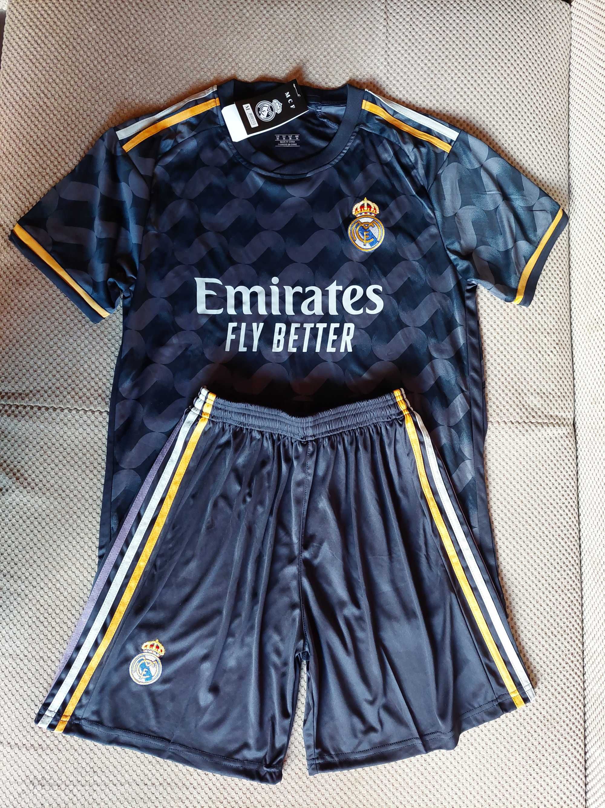 Real Madrid juniorski komplet piłkarski rozmiar M