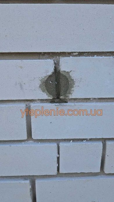 Утеплення будинку піноізолом