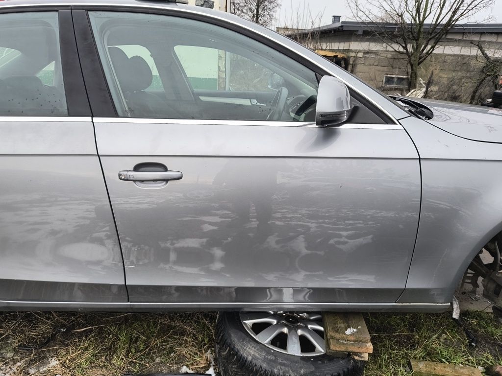 Audi a4 B8 drzwi prawy przód