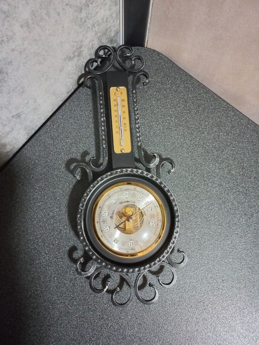 Барометр с термометром Германия