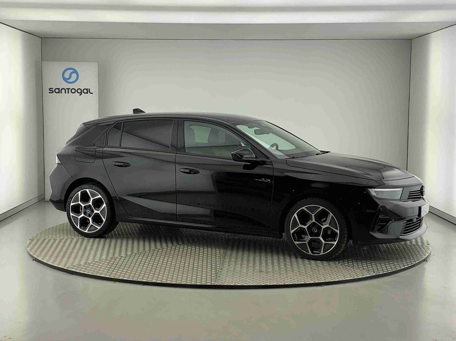 Opel Astra 1.2 T GS