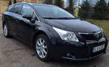 Toyota Avensis 2.0 D4D 2kpl kół/skóry/navi/hak/xenon T27