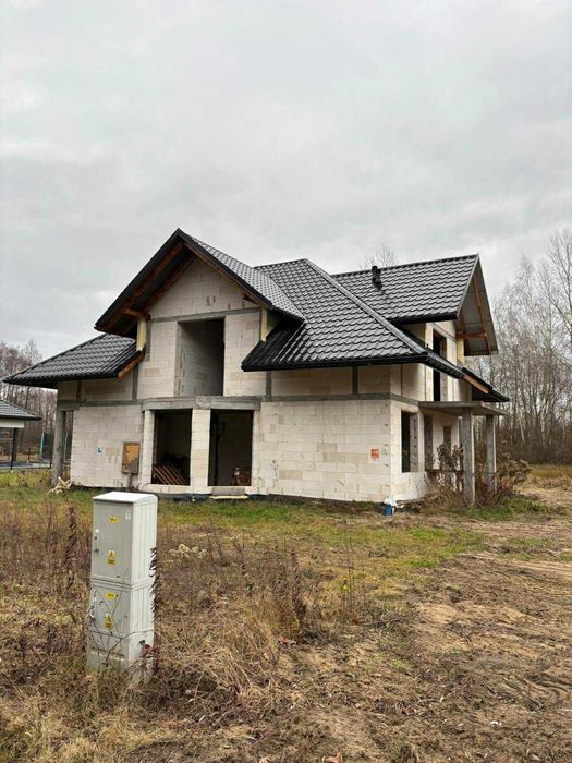 Sprzedam dom w stanie surowym