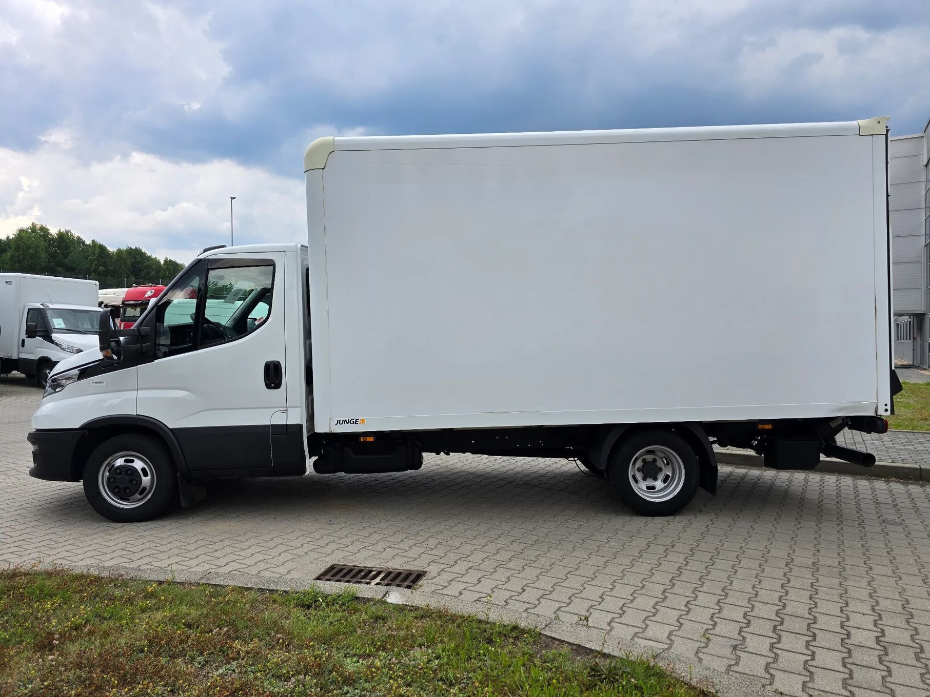 Iveco DAILY 35C16 Kontener  (31565)
