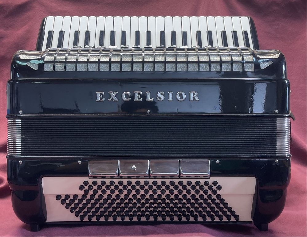 Acordeon Excelcior 990 professional