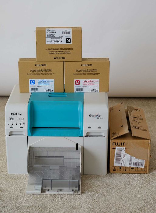Frontier DE100 impressora fugi