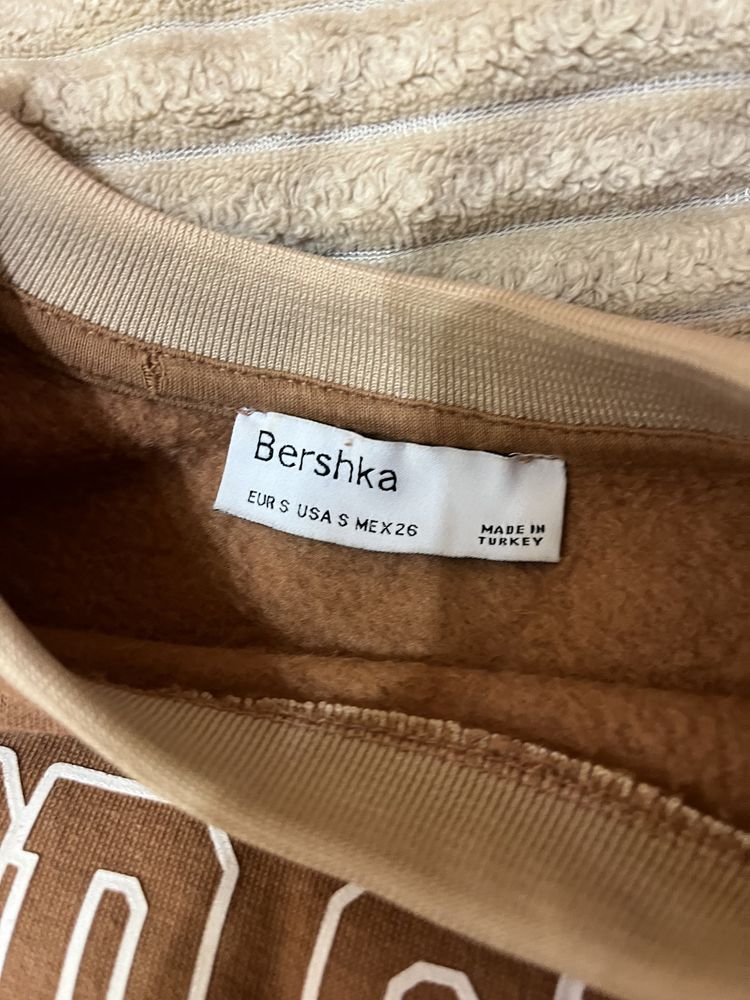 кофта bershka