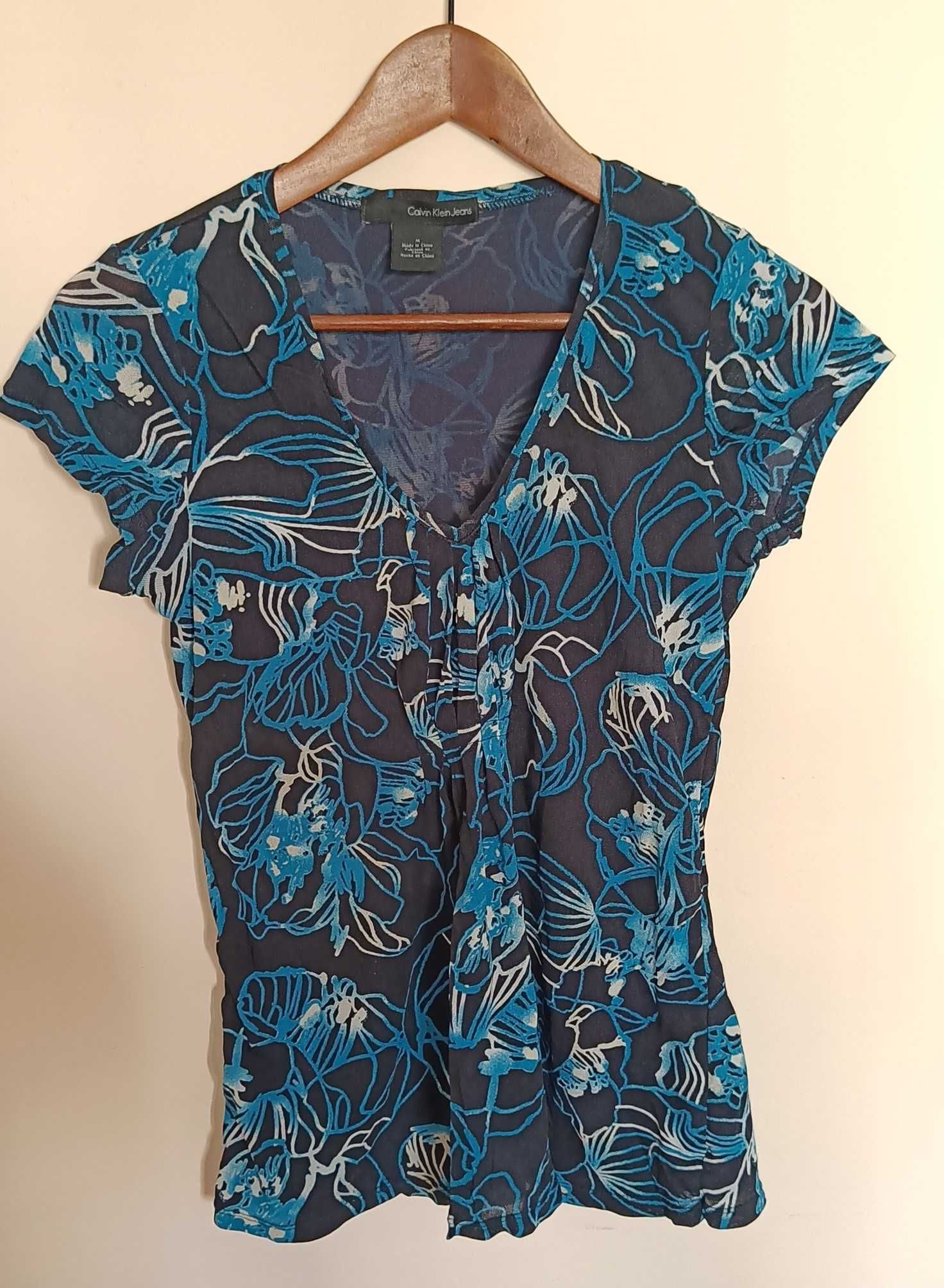 Calvin Klein. Bluzka damska. Rozmiar M.
M / 38 / 10
