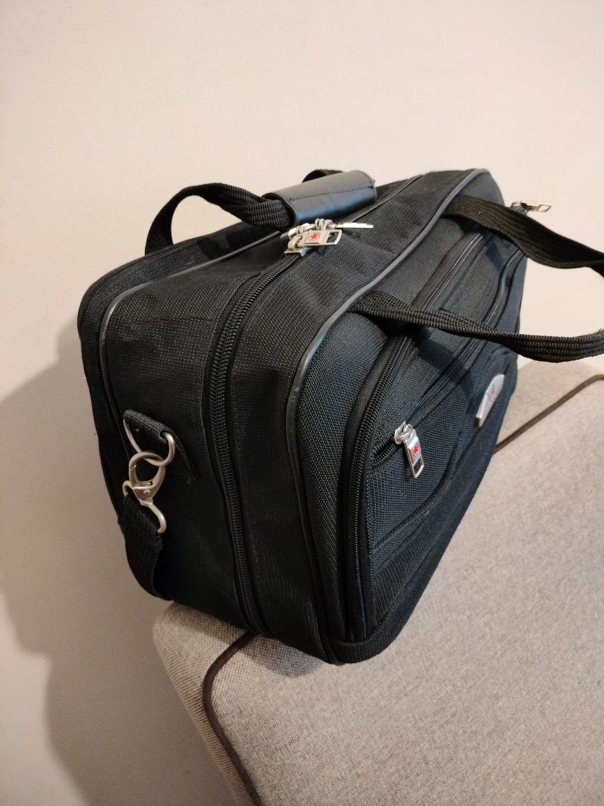 Podróżna torba na laptopa i dokumenty Air Canada