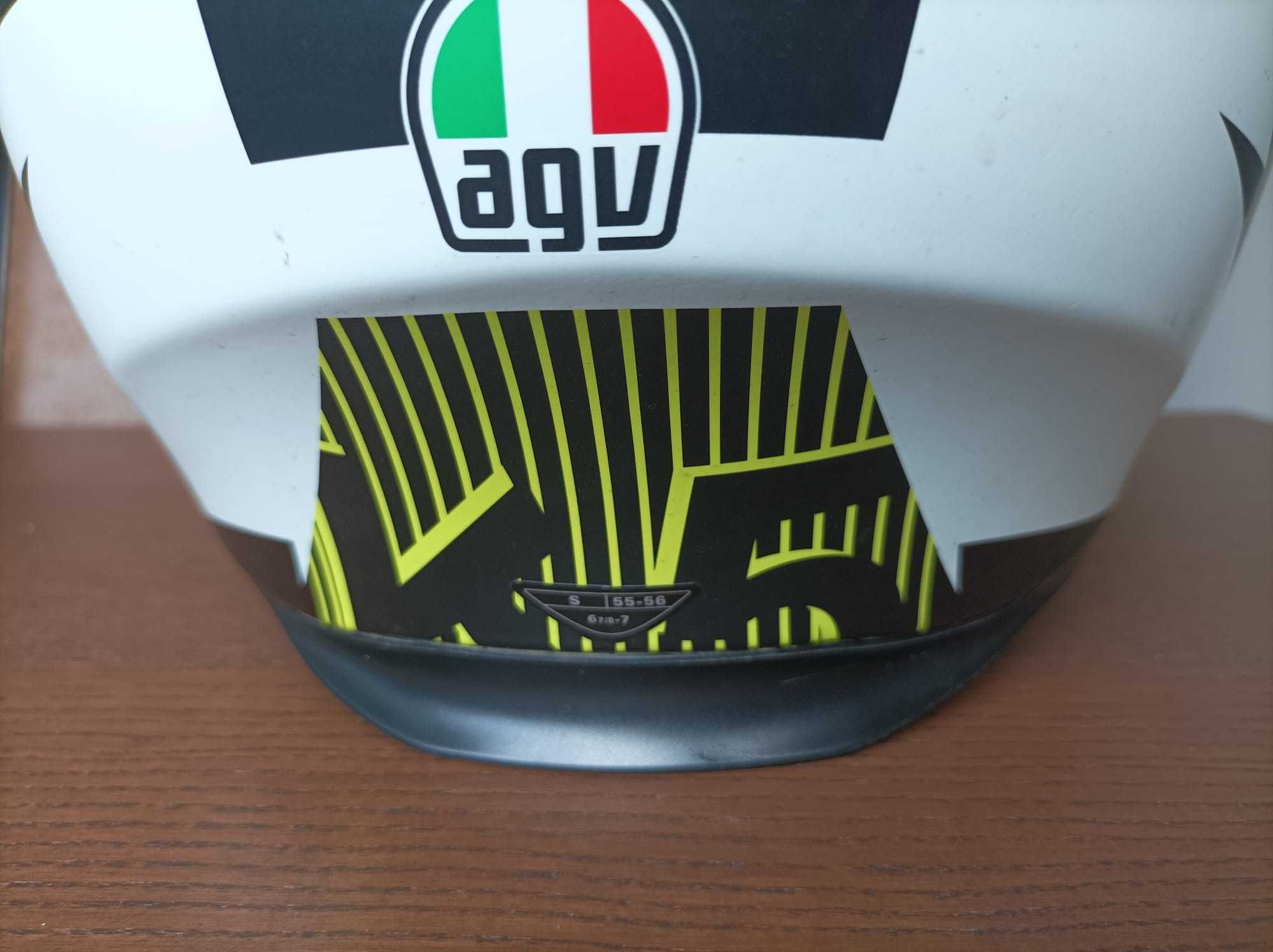 Capacete AGV K5.