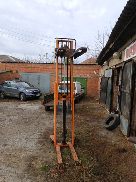 Штабелер погрузчик гідравлічний