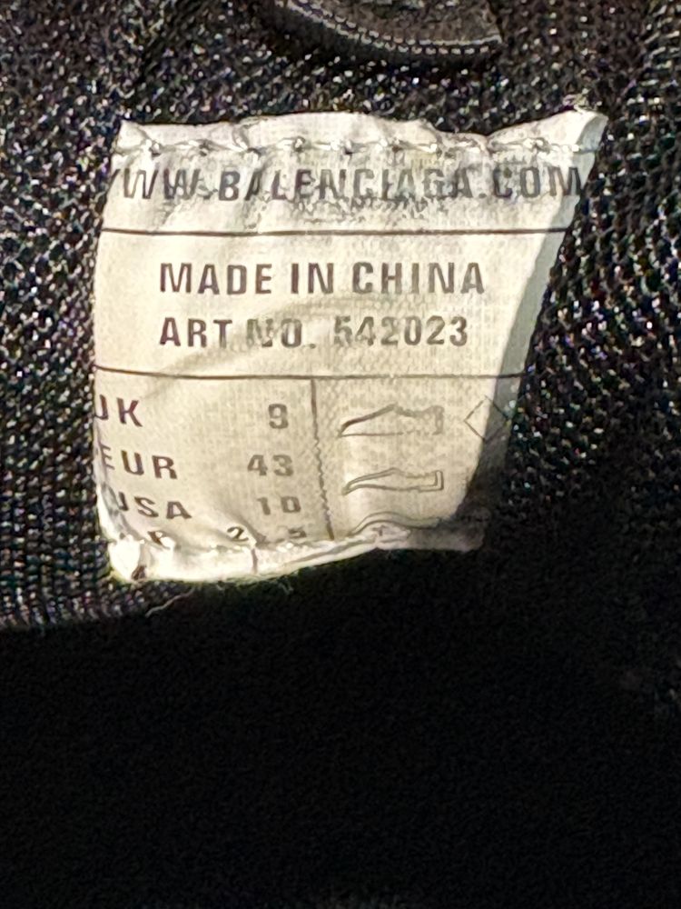 Balenciaga track 1.0 led