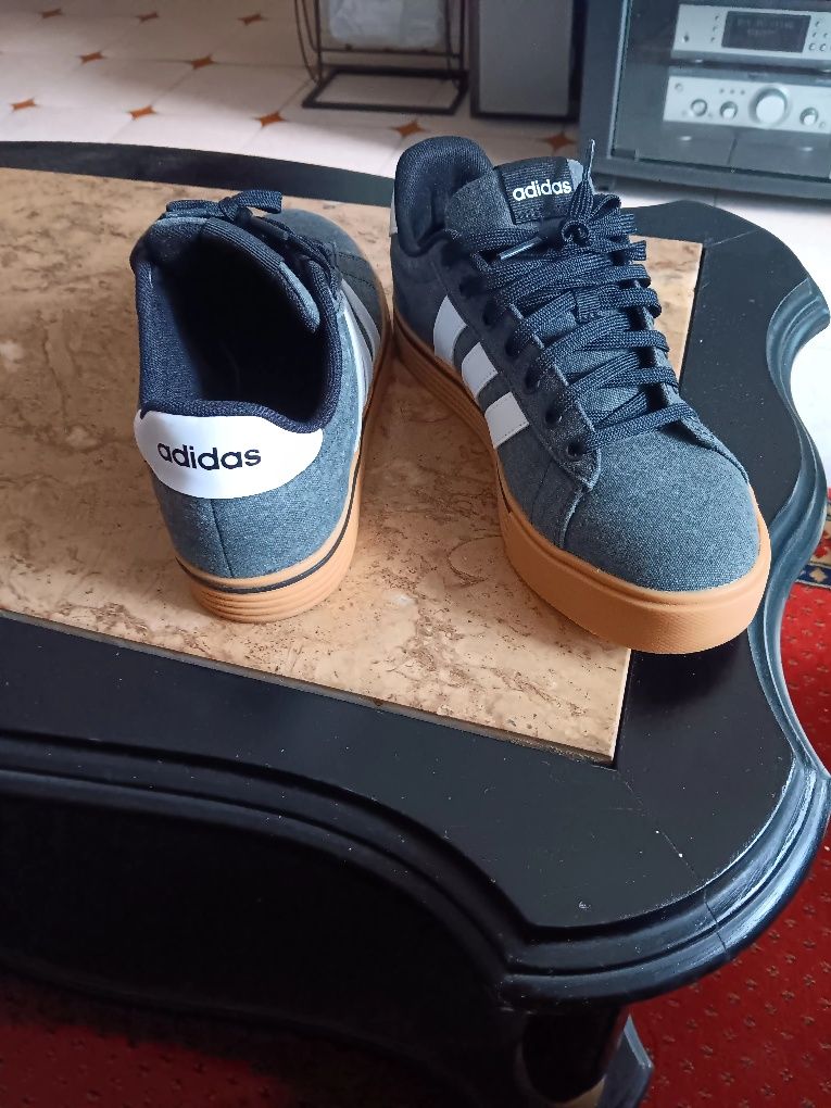 Sapatilhas adidas