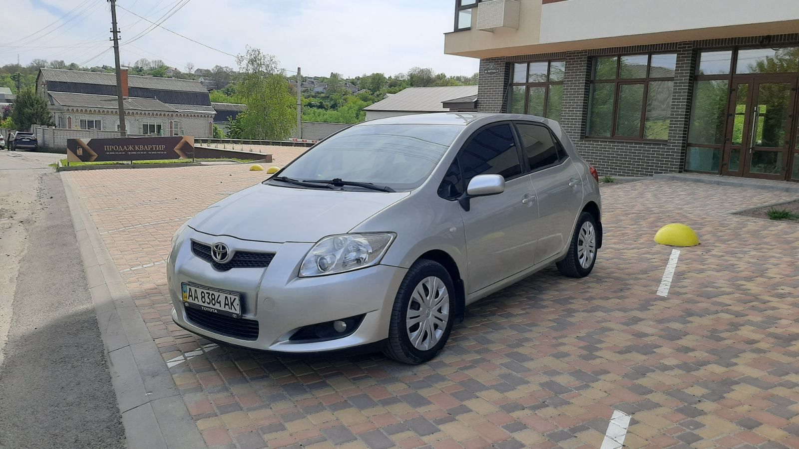 Toyota Auris 1.6 автомат ГАЗ