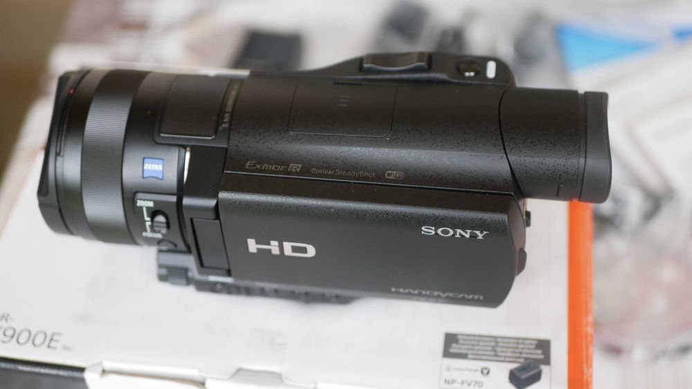 Kamera cyfrowa SONY HDR-CX900E. Ekstra stan. Dodatki. Atrakcyjna cena.