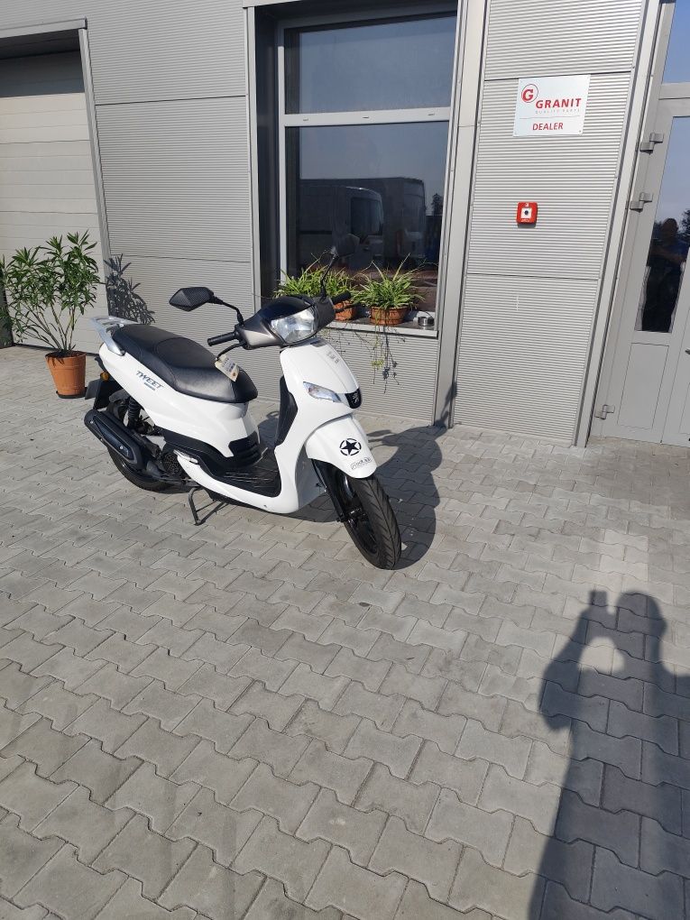 Peugeot tweet 125 rok 2022