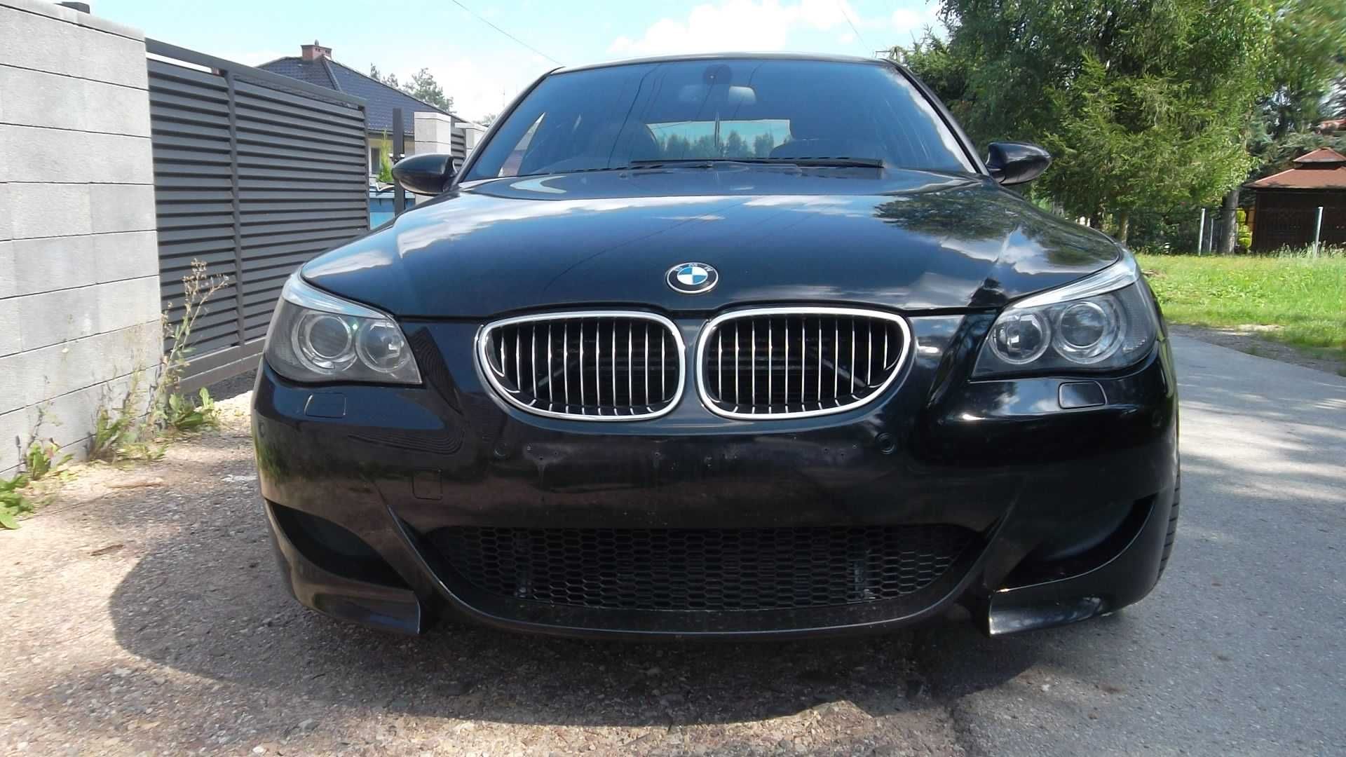 Przód BMW E60 M5 Black sapphire metallic