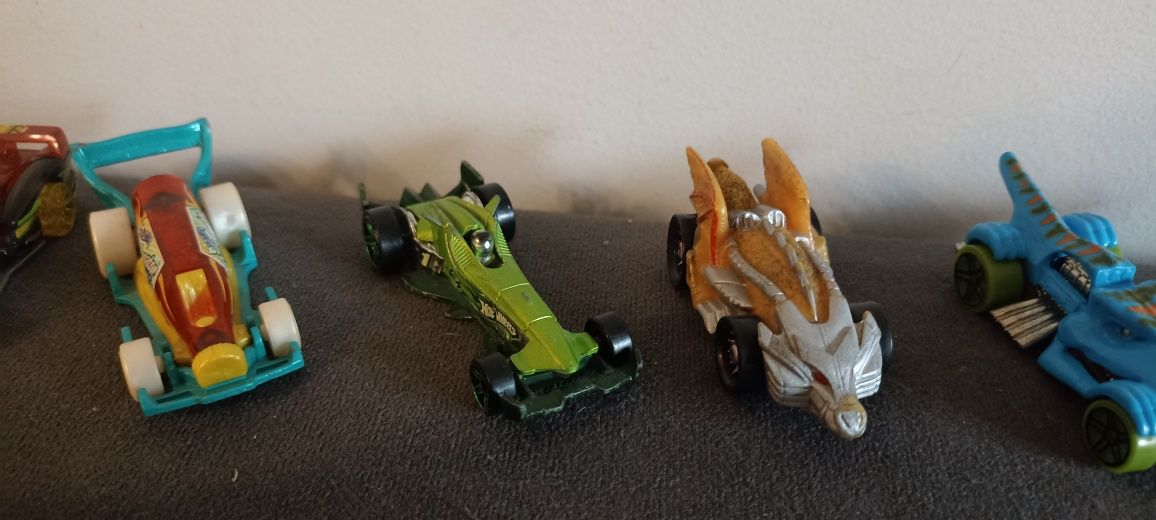 Zestaw auta Hit Wheels 8 sztuk, zapraszam okazja