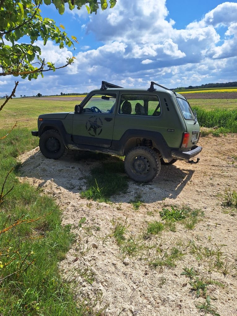 Lada niva 1.7 benzyna gaz