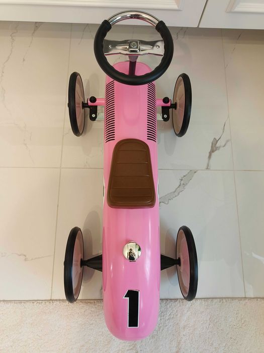 Jeździk samochodzik biegowy wyścigówka dla dziewczynki dzieci