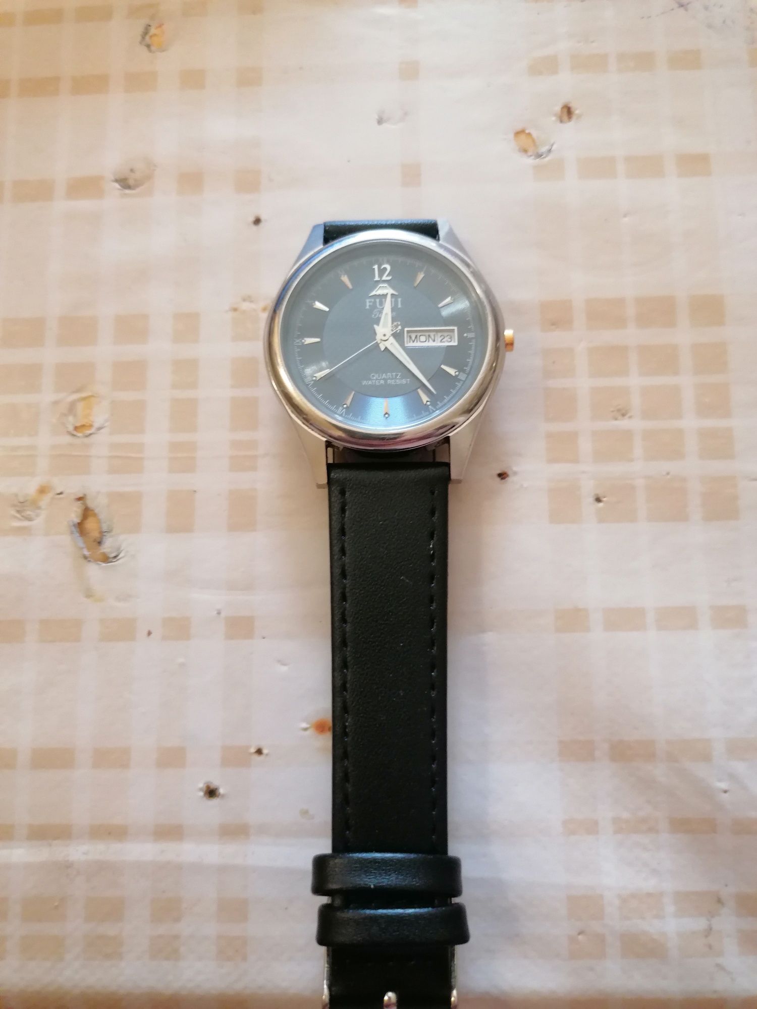 Zegarek Fuji kwarc