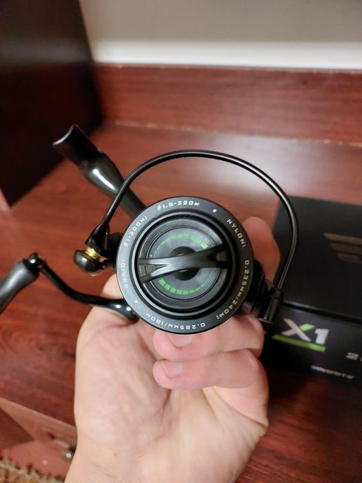 Катушка спининговая Favorite X1 2500S 9+1bb