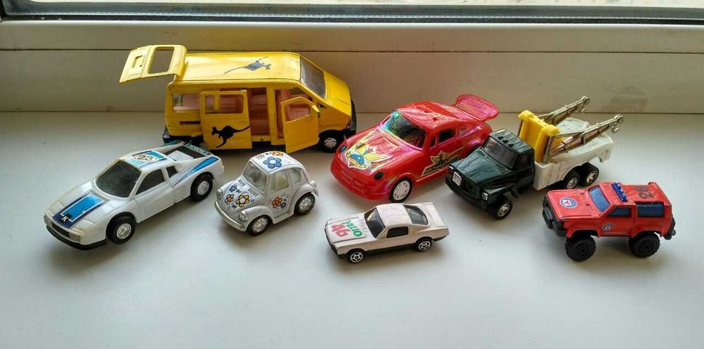 Модельки машинки из 90-х VW Ford Mercedes Renault Jeep BMW Porsche