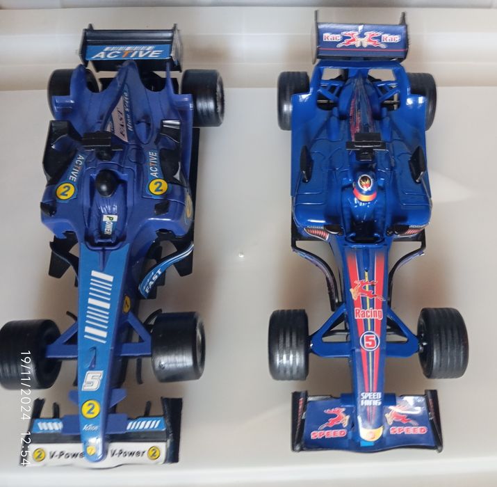 Carros de Fórmula 1 de Plástico escala 1:24.
