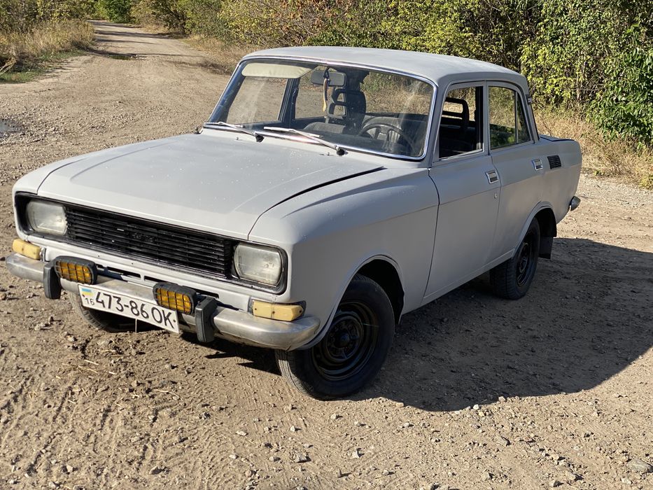 Продам АЗЛК 2140