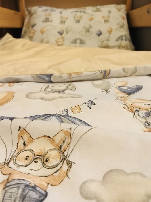Комплект постільної білизни в дитяче ліжко