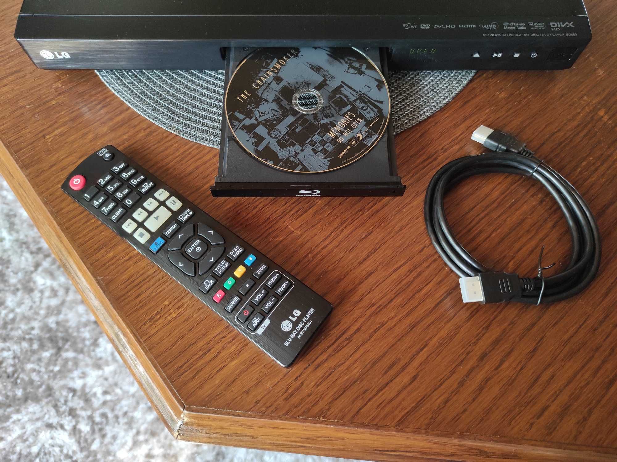 Odtwarzacz Blu-ray 3D LG BD660 + pilot i kabel HDMI