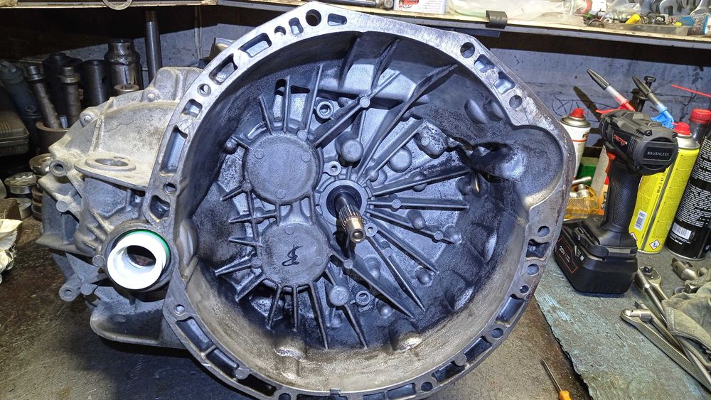 Надійна КПП коробка передач Мастер Мовано Інтерстар 2,3 PF6054 PF6056