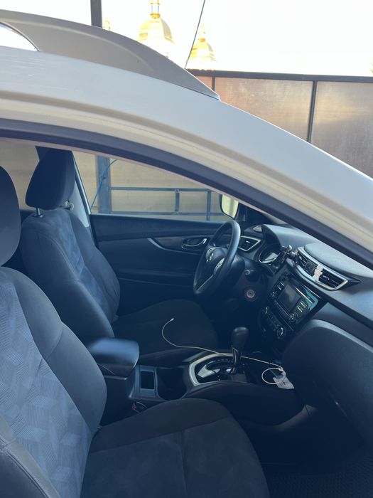 Продам Nissan Rogue 2015