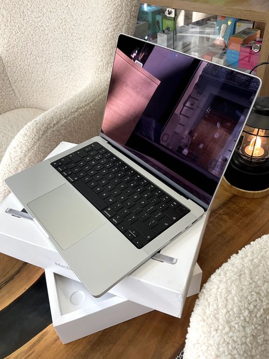 Ноутбук Apple MacBook Pro 14" M1 Pro 16/1TB Silver (MKGT3) 2021