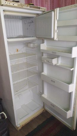 Холодильник  продам