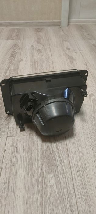 Продам фару прямоугольную КАМАЗ, КРАЗ, МАЗ