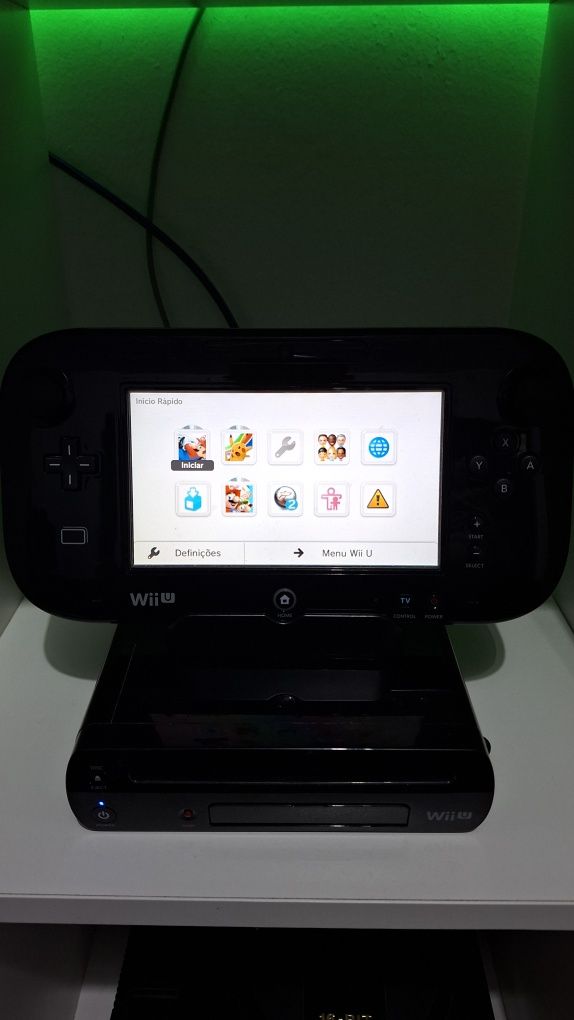 Nintendo wii u completo com 3 jogos