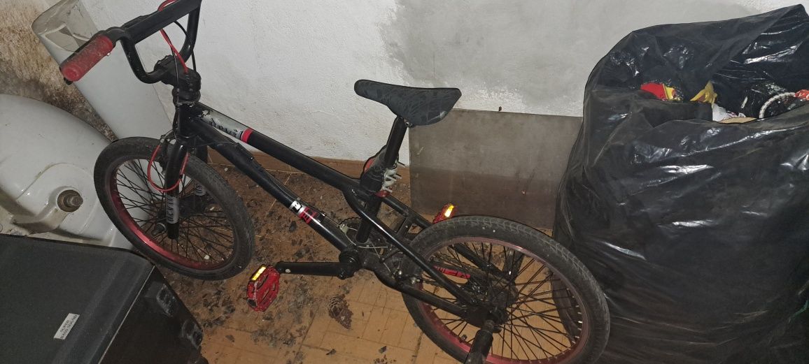 Bicicleta bmx devil