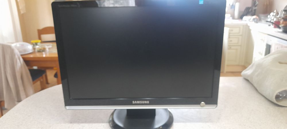 Монитор Samsung 206BW
